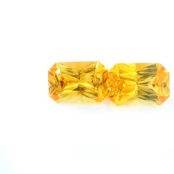 Sri Lanka Yellow Radiant Emerald Sapphire Pair - 1.53 cts - 6.5x4.5 mm - Image 4