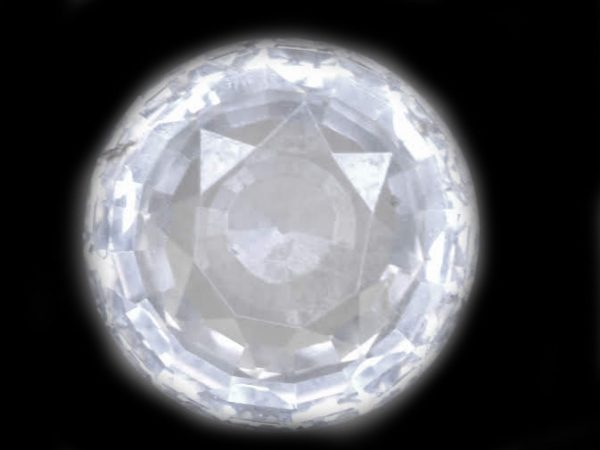 GIA Certified Ceylon White Round Brilliant Sapphire  9.1x9.0x4.2mmmm  3.43 carats - Image 4