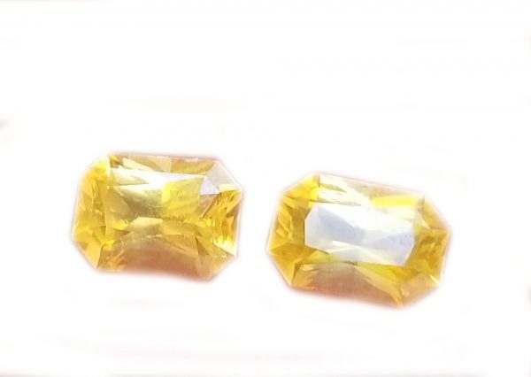 Sri Lanka Yellow Radiant Cut 6.5mmx4.5mm Matched Pair 1.67 Carats - Image 3