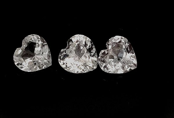 Sri Lanka White Sapphire Heart  6mm - ~0.9 cts - Image 2