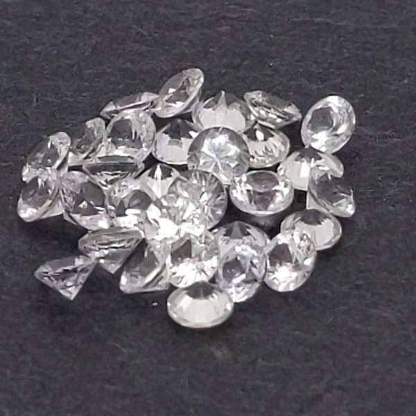 Sri Lanka (Ceylon) White Round Brilliant Sapphire -  2.5mm  - ~1.0 CTW - Image 6