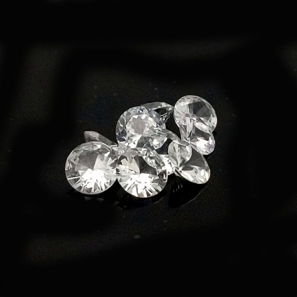 Sri Lanka (Ceylon) White Round Brilliant Sapphire - 4mm - ~.25cts - Image 4
