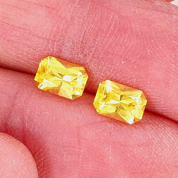 Sri Lanka Sapphire Yellow Emerald Cut Pair 6.5x4.5mm  1.77 cts - Image 8