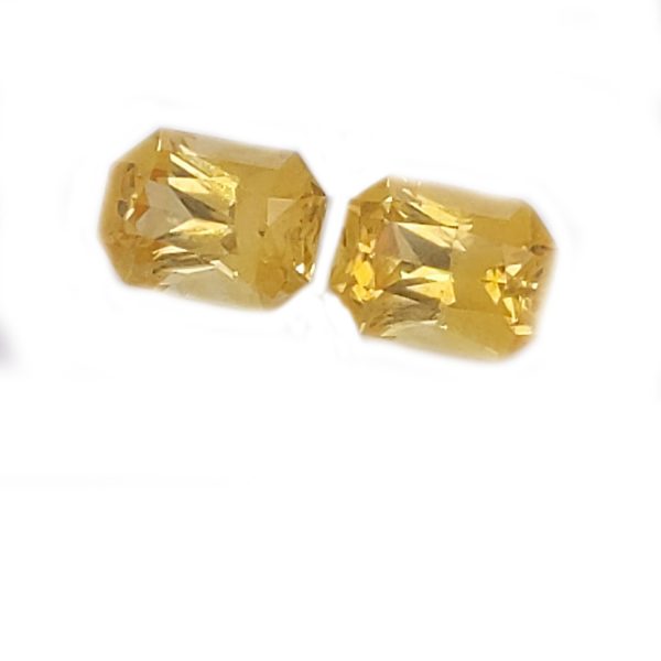 Sri Lanka Yellow Emerald Radiant Cut Sapphire Pair 7x5mm 2.34 ctw - Image 3