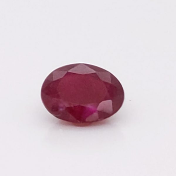 Unheated Indian Ruby Oval 1.61 carats 8.0x6.3x3.4mm - Image 6