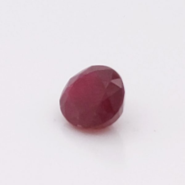 Unheated Indian Ruby Oval 1.61 carats 8.0x6.3x3.4mm - Image 8