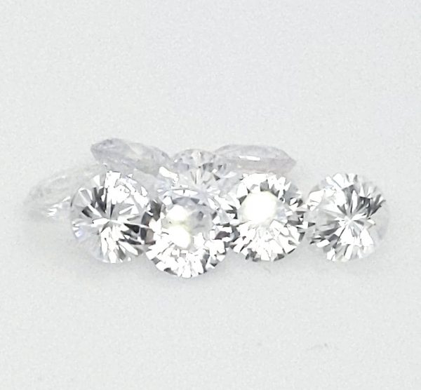 Sri Lanka (Ceylon) White Round Brilliant Sapphire  5mm  ~0.60cts - Image 6