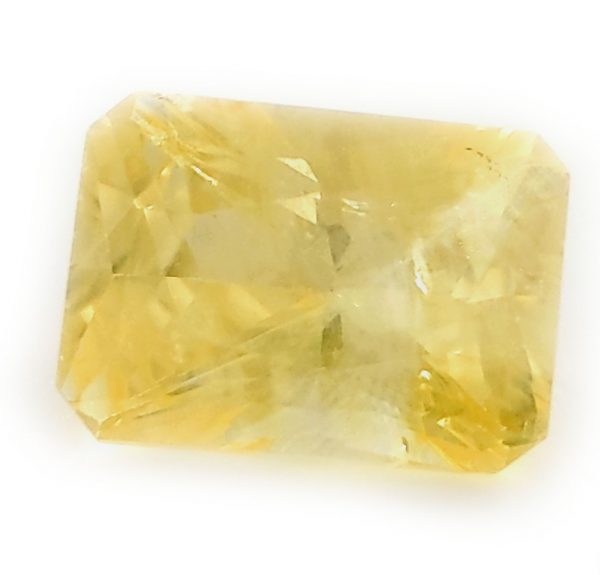 CGL Cerified Yellow Emerald Cut Sapphire 2.44 Carats 8.57x6.17x4.89mm - Image 8