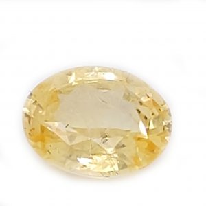 CGL Cerified Yellow Oval Sapphire 1.77 Carats 8.41x6.51x3.75mm