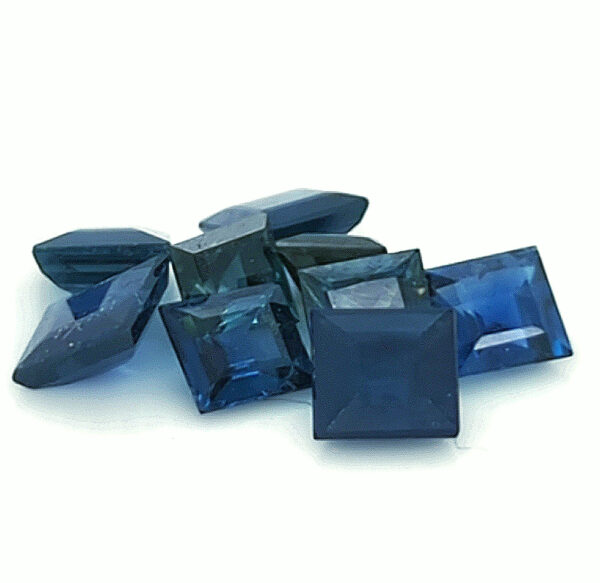 3.8 Carats Blue Square Sapphires Set of 9 sapphires - Image 6
