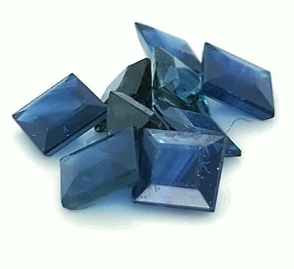 3.8 Carats Blue Square Sapphires Set of 9 sapphires - Image 5