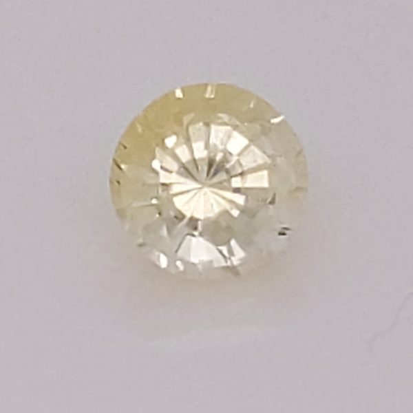 Round Light Yellow  Sri Lanka Sapphire 0.70 carats - Image 4