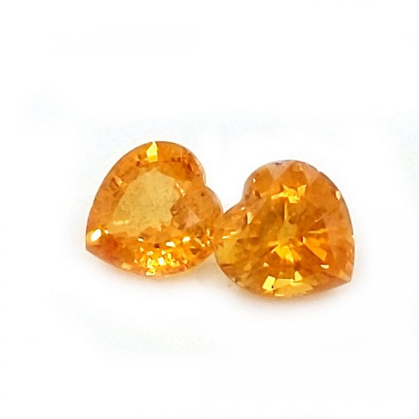 Matched Pair Orange Heart Cut Sapphire from Songea, Tanzania 2.19 carats 6mm - Image 2