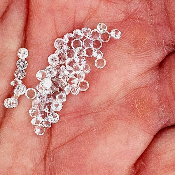 Sri Lanka Round Brilliant Cut White Sapphire 2.8mm (one carat parcel) - Image 8