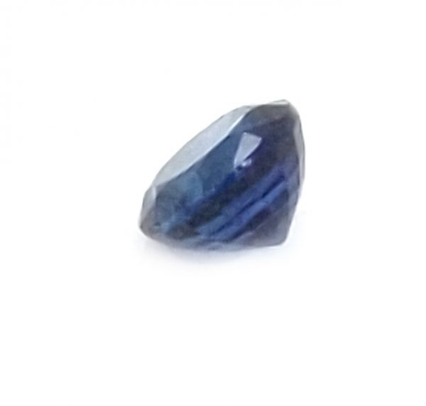 Round Blue Sri Lanka Sapphire 4.5mm and 0.51 total carat weight - Image 4