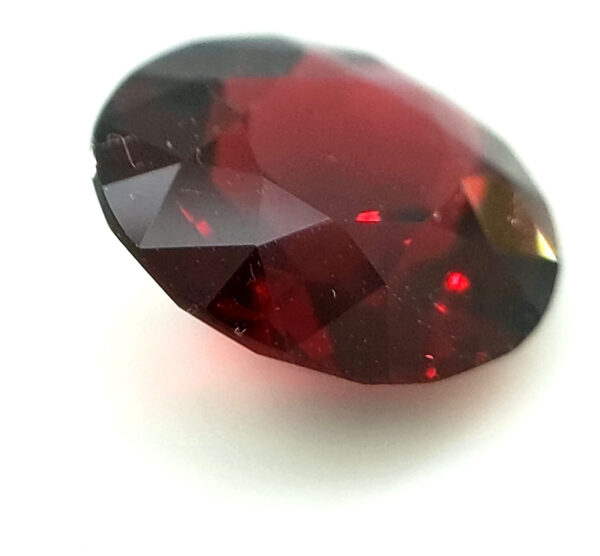 CGL Certified Rhodolite Garnet Round 4.78 Carats 10.9x10.9x5.47mm - Image 5