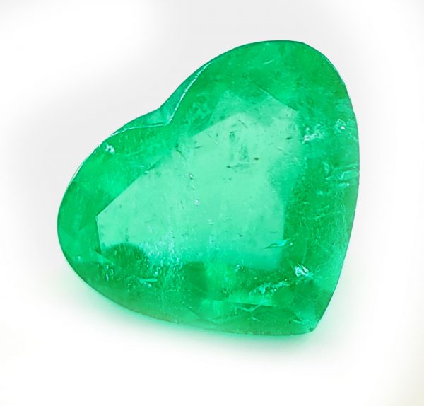 AGL Certified Colombia Emerald Fancy Heart Cut 5.76 Cts 12.8x10.4mm - Image 4
