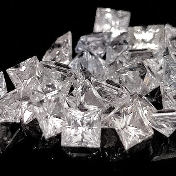 Sri Lanka (Ceylon) White Sapphire Princess Cut 4mm - 0.44carats