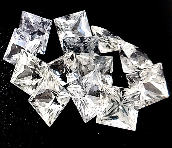 Sri Lanka (Ceylon) White Sapphire Princess Cut 4mm - 0.44carats - Image 6