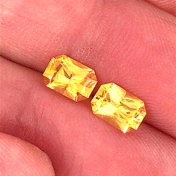 Sri Lanka Sapphire Yellow Emerald Radiant Cut Pair 7x.5mm  1.99cts - Image 4