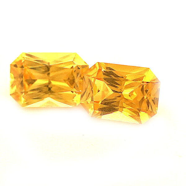 Sri Lanka Sapphire Yellow Emerald Radiant Cut Pair 7x.5mm  1.99cts - Image 2