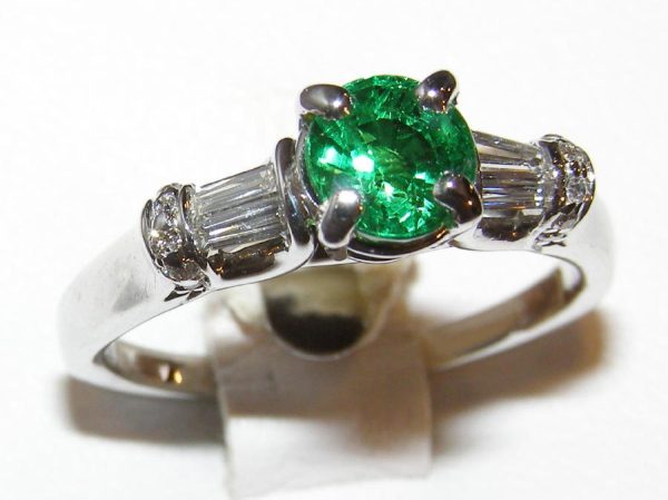 Spectacular Tsavorite Diamond Ring 14KWG 1.72 ctw - Image 5