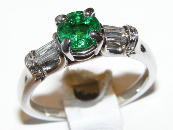 Spectacular Tsavorite Diamond Ring 14KWG 1.72 ctw - Image 2