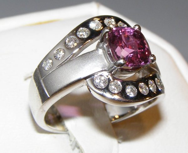 Cushion Pink Sapphire Diamond Ring 14KWG 2.00 ctw - Image 4