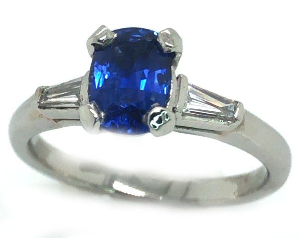 Cushion Ceylon Sapphire Diamond Baguette Platinum Ring 1.29 ctw - Image 2