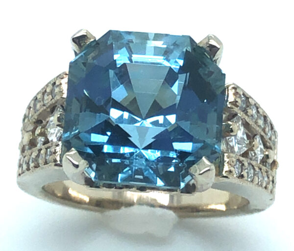 Large Specialty Asscher Cut Aquamarine (H)* Princess Diamond Ring 14KWG 9.03 ctw - Image 4