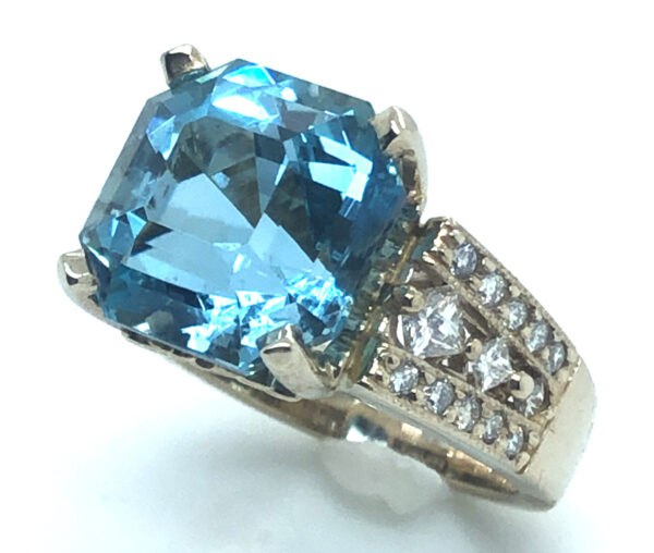 Large Specialty Asscher Cut Aquamarine (H)* Princess Diamond Ring 14KWG 9.03 ctw - Image 3