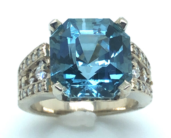 Large Specialty Asscher Cut Aquamarine (H)* Princess Diamond Ring 14KWG 9.03 ctw - Image 2