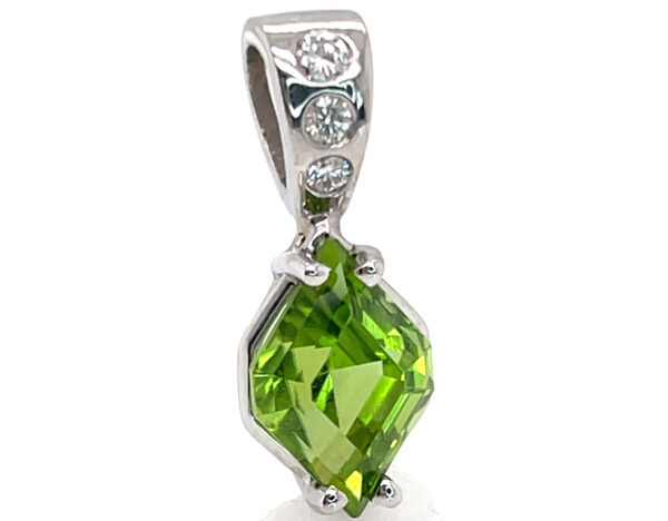 Exceptional 6.23ct Nanette-Cut Pakistani Peridot Pendant with 0.23ctw Diamond Accents in 14K Gold – Masterfully Cut by Renowned American Lapidary - Image 4