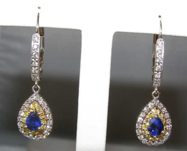 Pear-Cut Ceylon Blue Sapphires with Yellow & White Diamonds – Elegant 14KTT Dangle Earrings