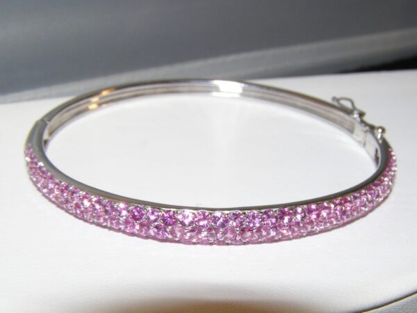 Spectacular 7.00ct Ceylon Pink Sapphire Pavé Bangle – 18K White Gold - Image 3
