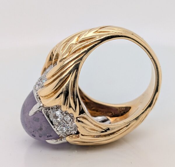Exquisite GIA Certified 18kt Yellow Gold Ring with Rare 22ct Untreated Color-Change Star Sapphire & Vintage Diamonds - Image 9