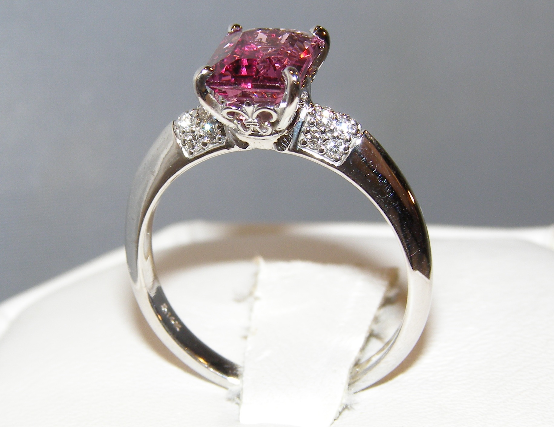 Elegant Emerald Cut Rhodolite (N)*Diamond Ring 14KWG 2.07 ctw NEW ITEM - Image 4