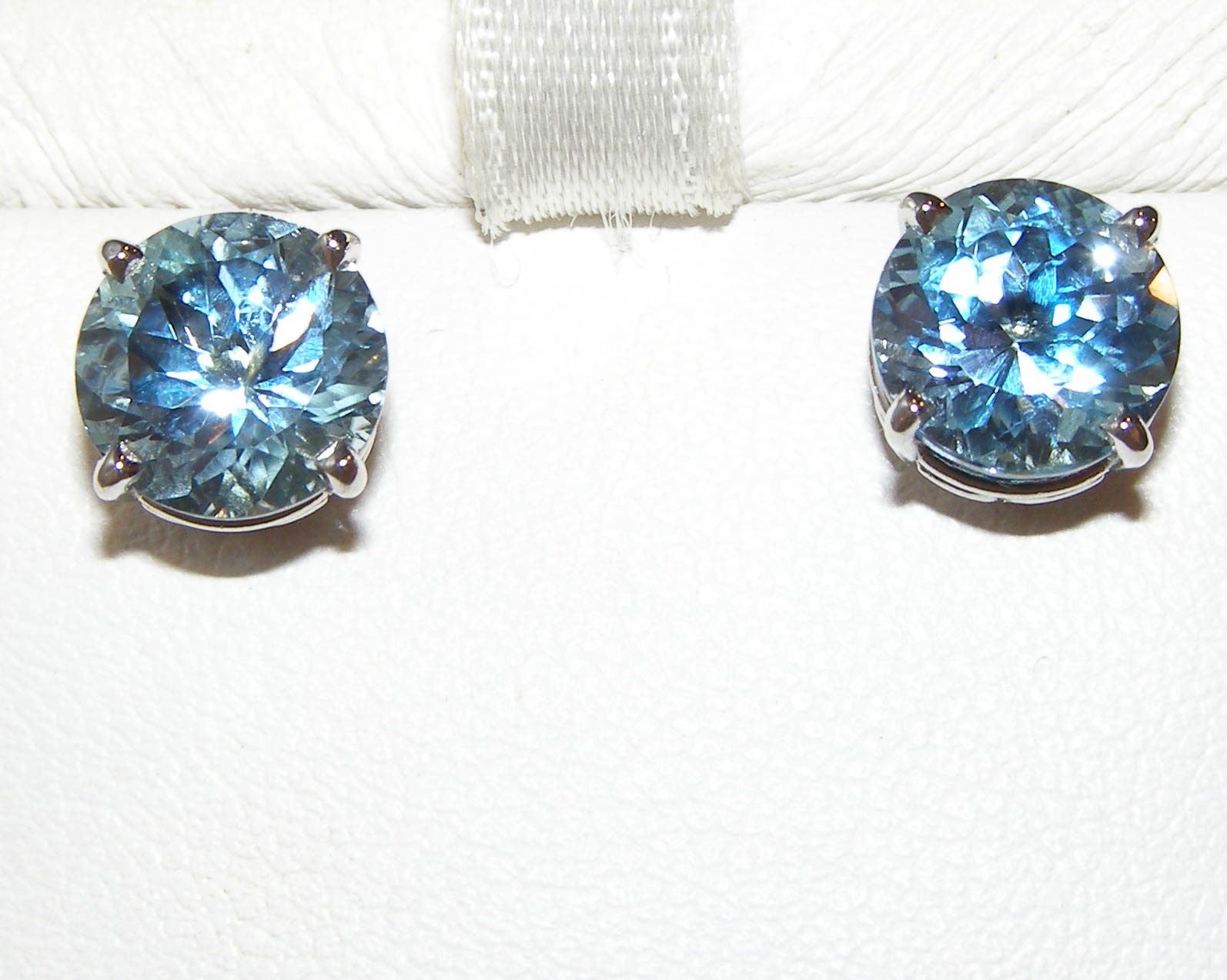 Top Quality Aquamarine (H)* Earring Studs 18KWG 3.44 ctw NEW ITEM - Image 4