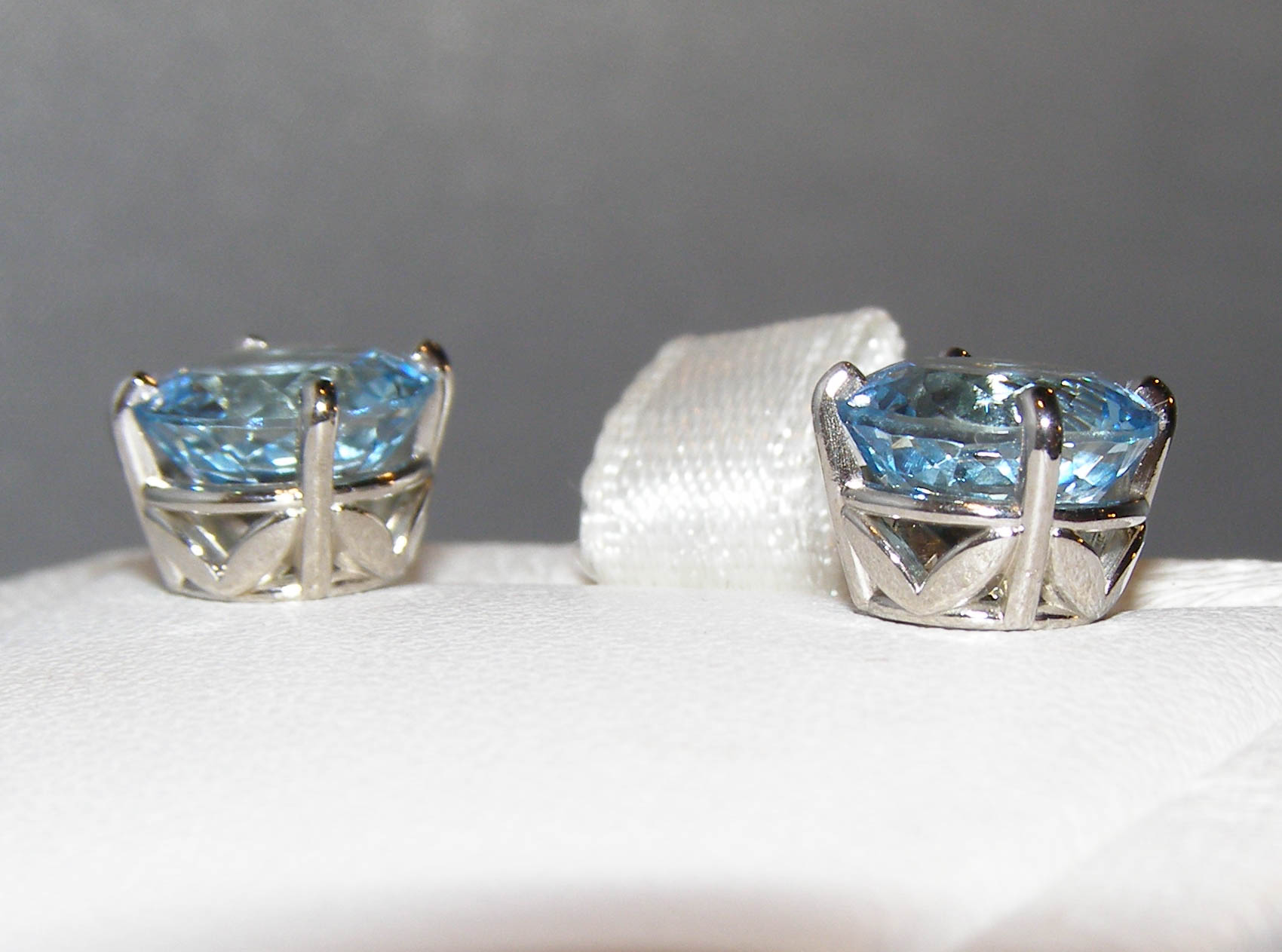 Top Quality Aquamarine (H)* Earring Studs 18KWG 3.44 ctw NEW ITEM - Image 6