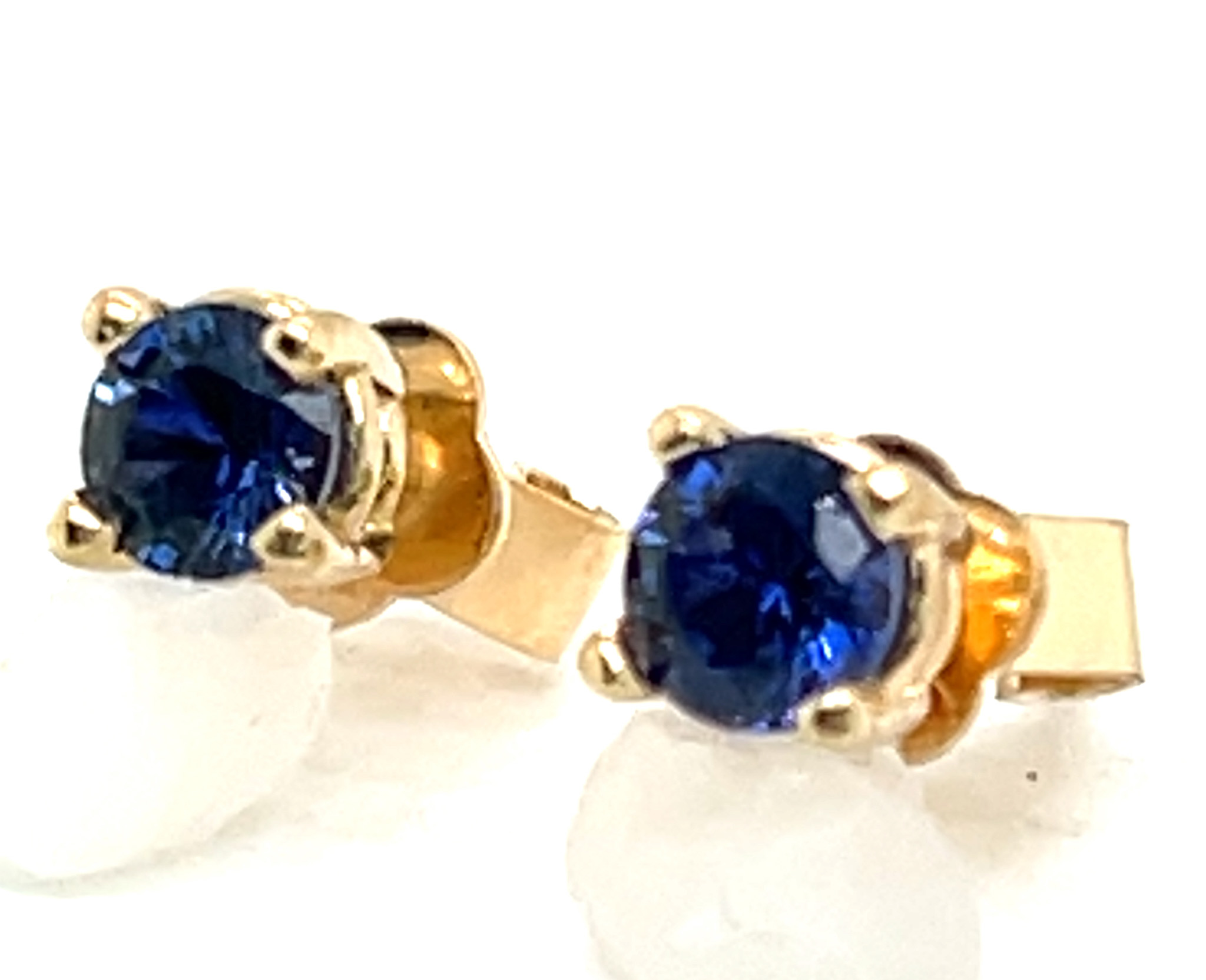 Dark Blue Ceylon Sapphire (H)* Studs 14KYG 0.64 ctw - Image 5