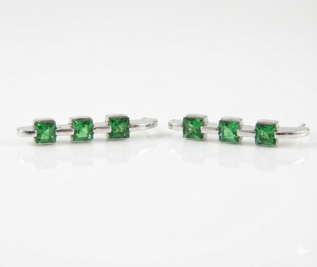 AAA+ Princess Cut Tsavorite (N)* Dangle Bar Earrings 14KWG 0.90 ctw NEW ITEM - Image 6