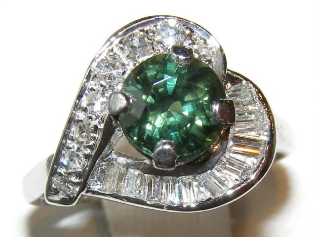 AIGS Certified Brilliant Green Sapphire Diamond Platinum Ring 2.20 ctw