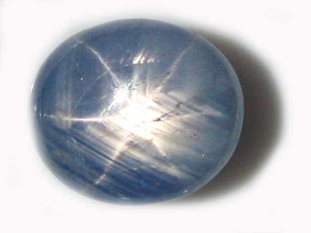Burma Blue Star Sapphire - 8.81 cts - 11.5x9.7x6.8mm