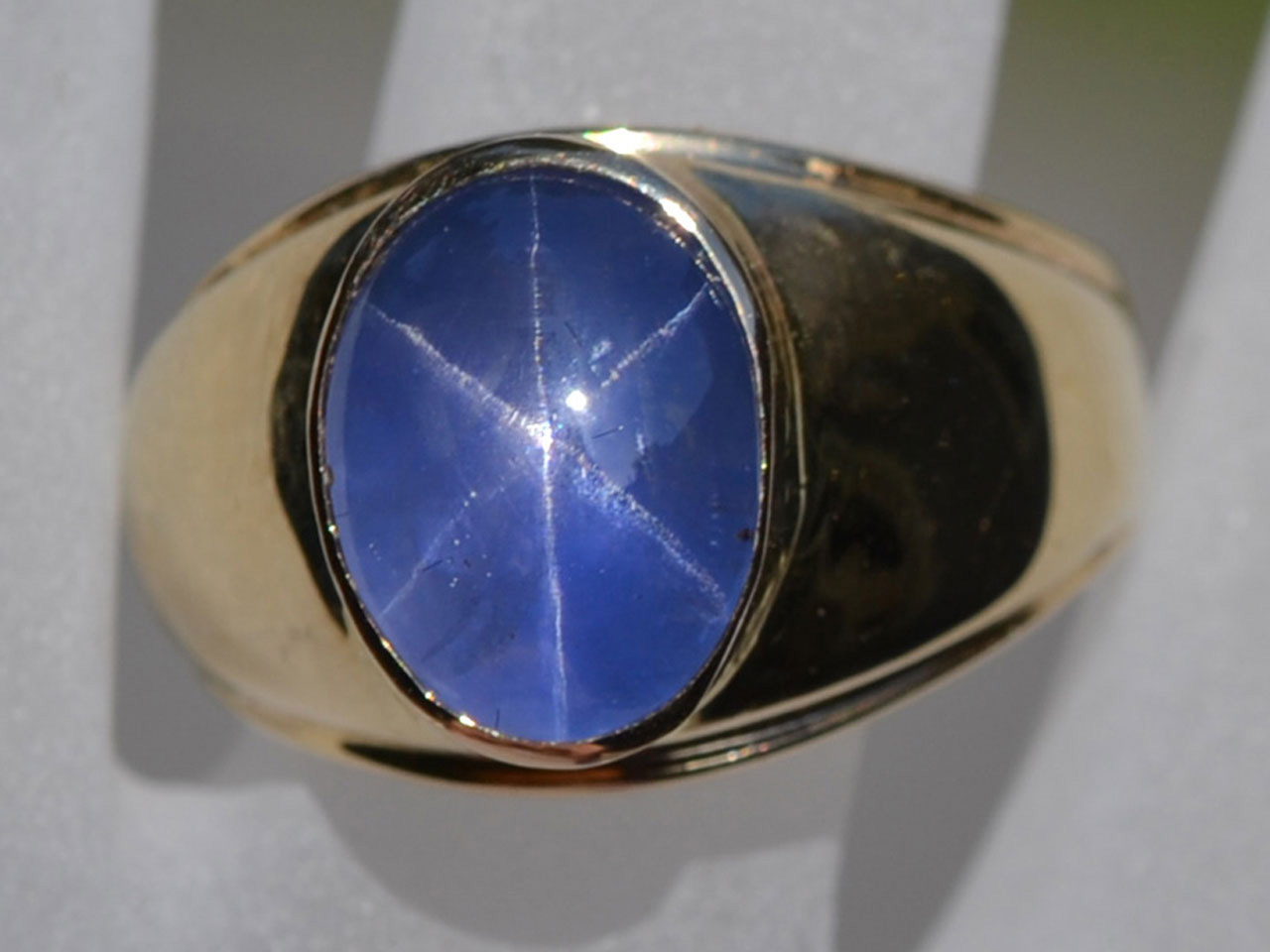 AGL Certified Untreated Mens Blue Star Sapphire Ring 9.3 cts in 14K Yellow Gold