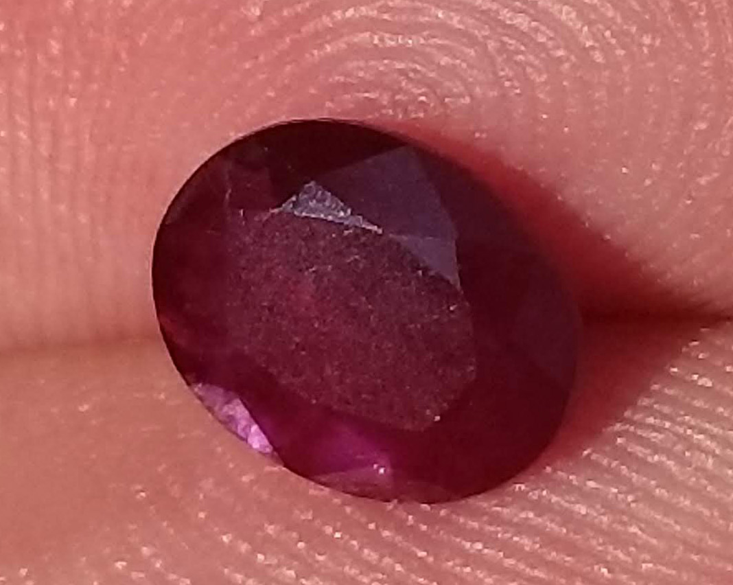 Unheated Indian Ruby Oval 1.61 carats 8.0x6.3x3.4mm