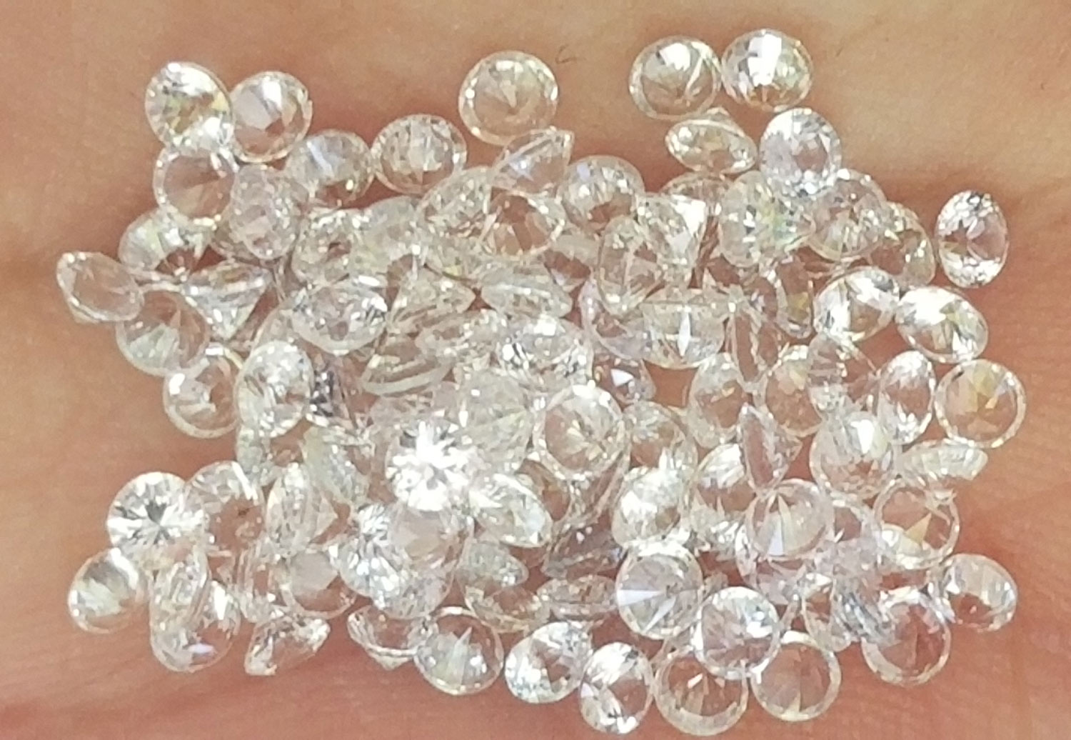 Ceylon White Round Sapphire - 2.7mm ~.11 cts each(sold per carat)
